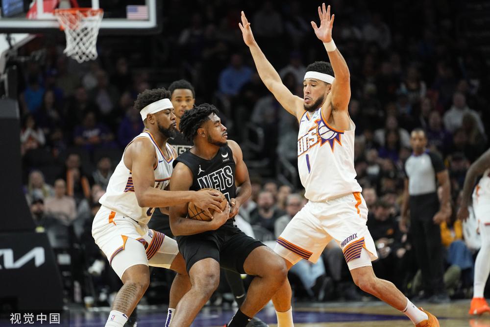 东北部的持 东北部的持